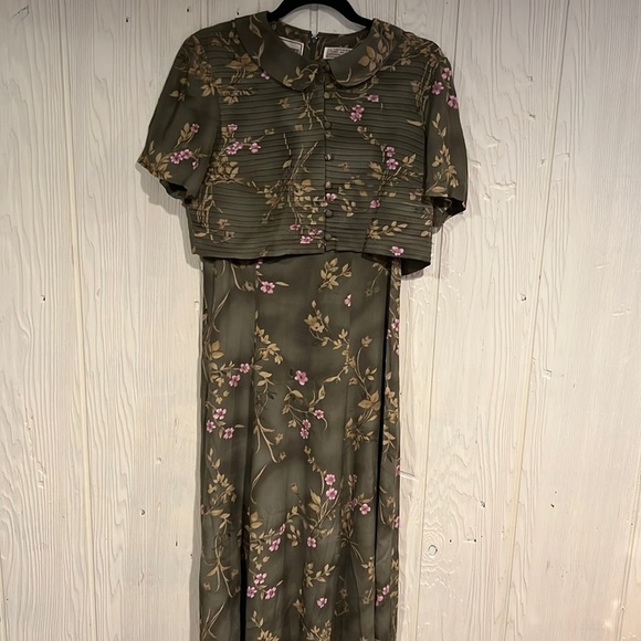 Karen STEVENS Short Sleeve Maxi Dress Cloth buttons Peter Pan Collar size 4 - Picture 1 of 14